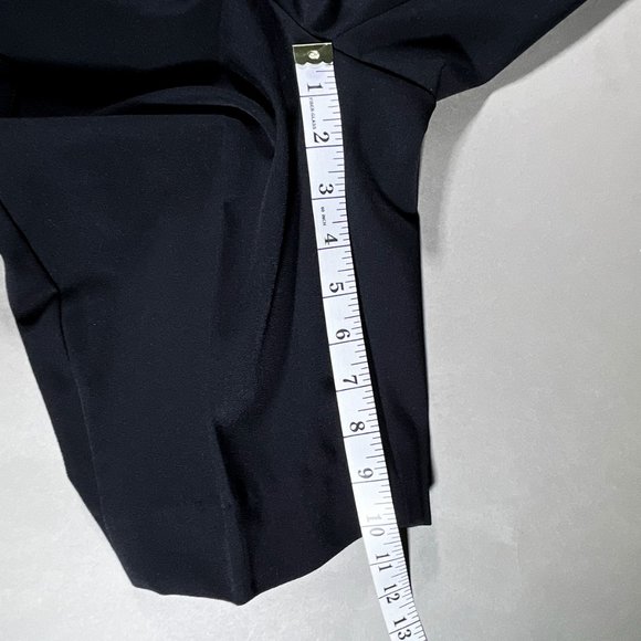 NWT Style & Co Black Stretch Bermuda Ends At Or Near‎ The Knee Shorts Size 4 - Picture 8 of 15